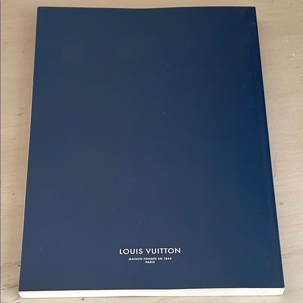 Louis Vuitton Blue Vintage Store Catalog - Picture 5 of 15